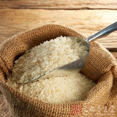 粳米甘平，健睥益胃，一般常人都可食