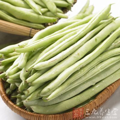 原料：新鮮的四季豆300克