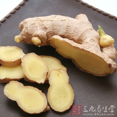 低血壓宜適當食用能刺激食欲的食物和調味品,如姜 低血壓宜適當食用能刺激食欲的食物和調味品,如姜