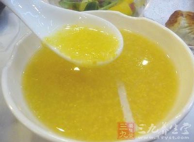 玉米粥味道香甜，且便於消化
