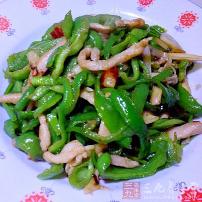 最後倒上適量的料酒,加上鹽,然後盛出 最後倒上適量的料酒,加上鹽,然後盛出