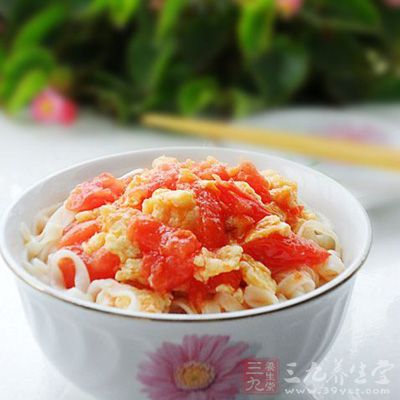 西紅柿雞蛋打鹵面 西紅柿雞蛋打鹵面