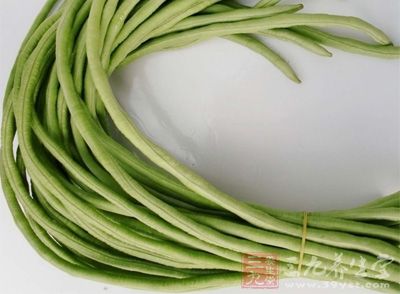 主料：新鮮的豆角適量