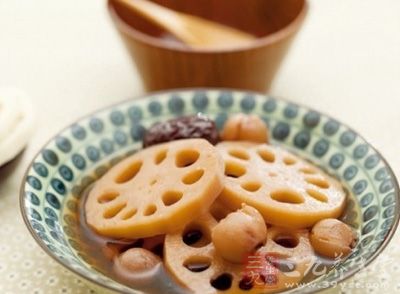 秋季甜湯——蓮藕紅棗甜湯 秋季甜湯——蓮藕紅棗甜湯