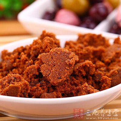 紅糖裡面含有的葡萄糖釋放能量的速度非常的快