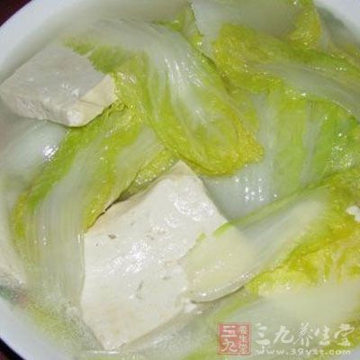 可以食用豆腐、白菜、花椰菜、四季豆、花生、涼粉、青蘿卜、白蘿卜、豆芽、黃瓜、山藥、粉絲、包頭菜、菜瓜、腐竹、豆角等清淡菜