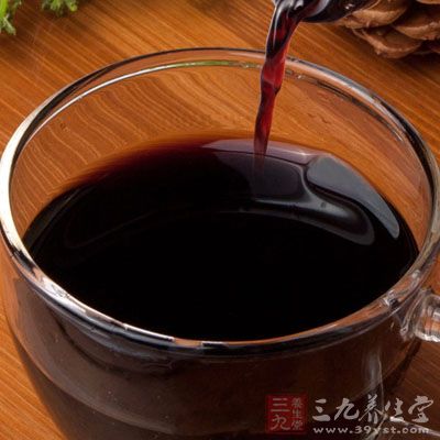 大概炒兩分鐘左右吧，加醋，炒幾下