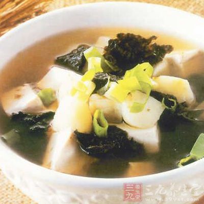 荸荠豆腐紫菜湯 荸荠豆腐紫菜湯