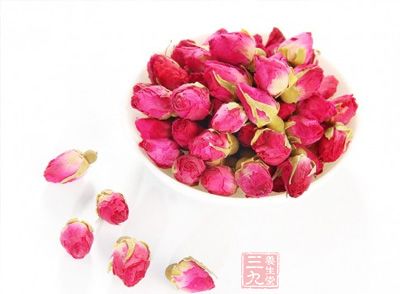 玫瑰花味甘微苦、性溫