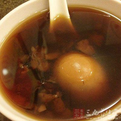 紅棗豐胸之紅棗雞蛋茶