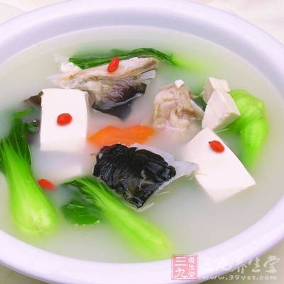 魚頭豆腐湯