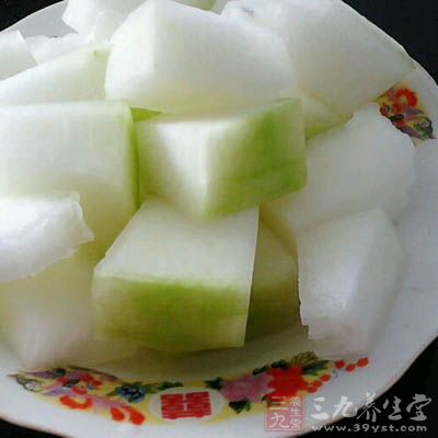 冬瓜削皮去核