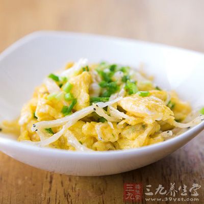銀魚干爆炒蛋 銀魚干爆炒蛋