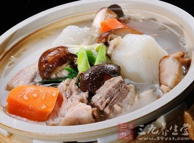 藥膳湯煲有治療疾病、養生保健的作用