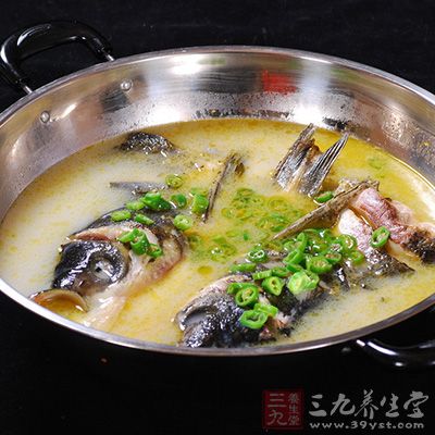東北魚頭火鍋 東北魚頭火鍋