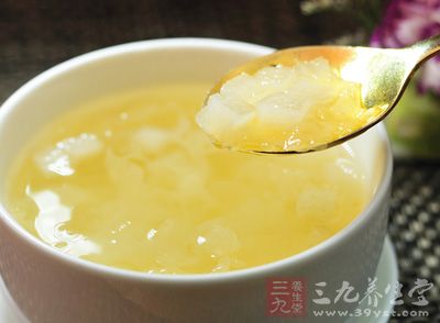 銀耳湯是中國傳統的滋補佳品 銀耳湯是中國傳統的滋補佳品
