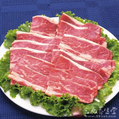 五花肉片,煸炒片刻,顏色香味一出來即可 五花肉片,煸炒片刻,顏色香味一出來即可