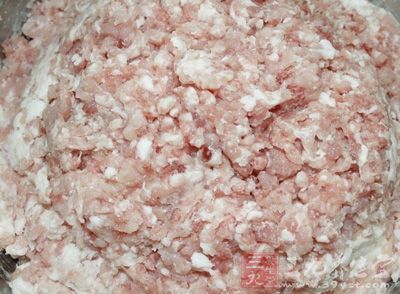 肉餡是一道常見的家常菜，營養美味，老少皆宜