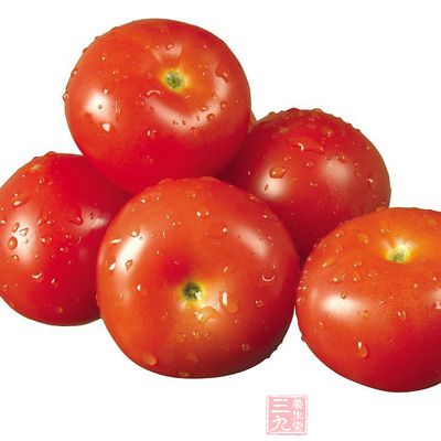 將西紅柿洗淨備用
