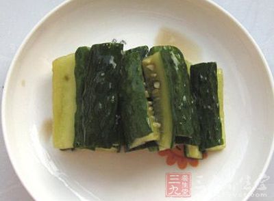 黃瓜營養豐富，口感清脆