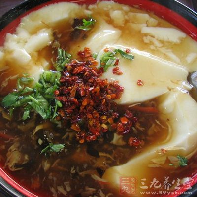 豆腐腦不能與含草酸高的食物一起吃 豆腐腦不能與含草酸高的食物一起吃