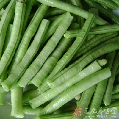 豇豆洗淨切成小丁