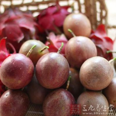 天然雞蛋果對中樞神經系統具有復雜的作用