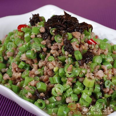 泡豇豆炒肉末 泡豇豆炒肉末