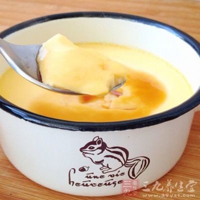 蒸雞蛋羹是食用雞蛋的一種好方法