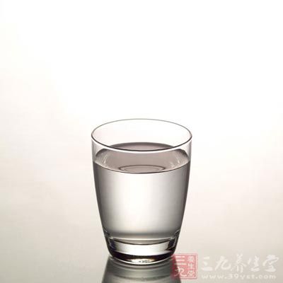 多飲用開水