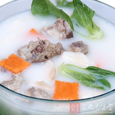 淮山蘿卜排骨湯的制作方法 淮山蘿卜排骨湯的制作方法