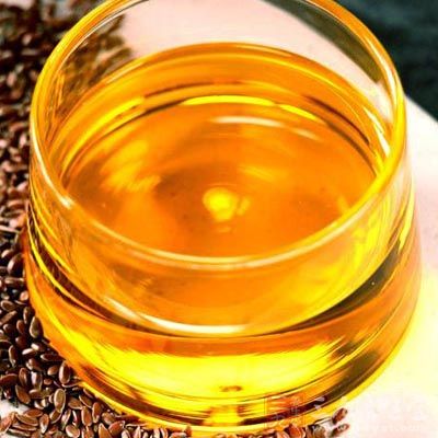 輔料: 生抽1勺,醋2勺,蜂蜜1/2-1勺,花椒10粒,植物油2勺,耗油半勺 輔料: 生抽1勺,醋2勺,蜂蜜1/2-1勺,花椒10粒,植物油2勺,耗油半勺