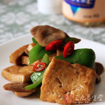 草菇燒豆腐的制作方法