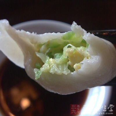 家常西葫蘆雞蛋餃子的做法