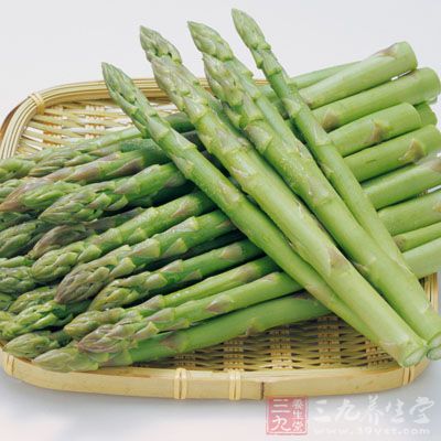 綠蘆筍的氨基酸總量比其他蔬菜的平均值高27%