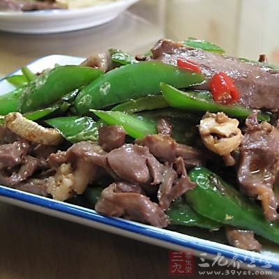 青椒炒豬心的做法
