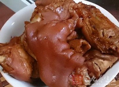 醬汁炖豬蹄的制作方法