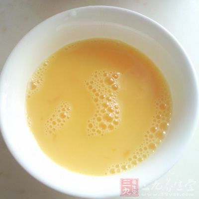 1.兩只雞蛋打散