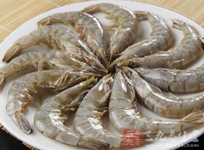 基圍蝦是一種營養價值豐富，口感鮮嫩的一種食物