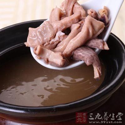 墨魚炖豬肚