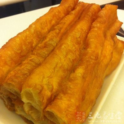 油炸時間不要長,表面呈金黃色就可出鍋了 油炸時間不要長,表面呈金黃色就可出鍋了