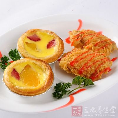 牛奶、糖、淡奶油放小鍋加熱到糖溶化即可 牛奶、糖、淡奶油放小鍋加熱到糖溶化即可