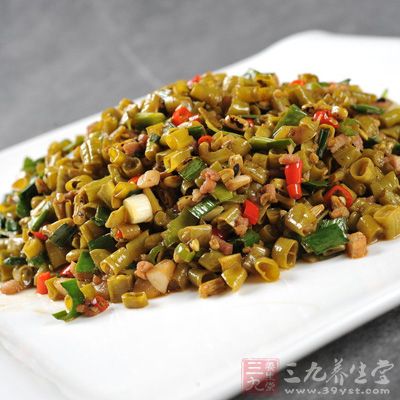鍋中燒茶油湖南的茶油做湖南菜可是一絕啊 鍋中燒茶油湖南的茶油做湖南菜可是一絕啊