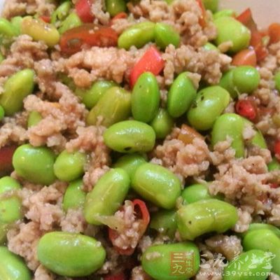 添加適量水炖煮至菜熟