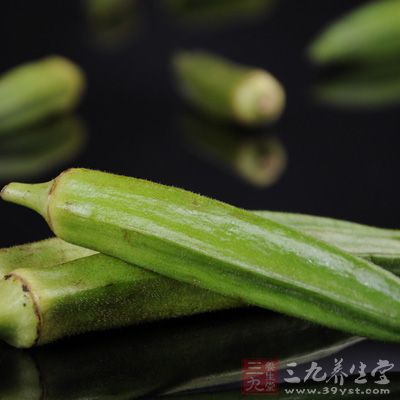 黃秋葵的粘性物質，可促進胃腸蠕動，有益於助消化，益腸胃