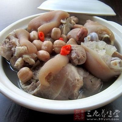 至半酥，加精鹽，再煮1小時