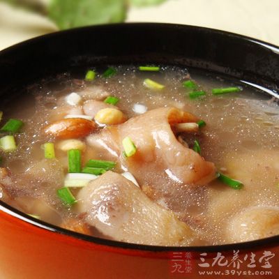 花生煲豬蹄的制作方法
