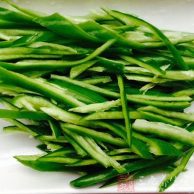 青椒切稍粗的絲