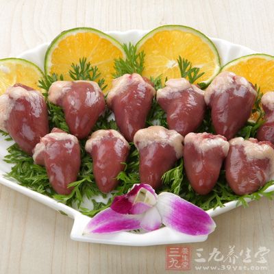 雞心能夠益氣養血，雞心適宜膚色沒有光華，失去紅潤、手腳冰冷的人群