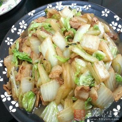 豬肉炒卷心菜的制作方法